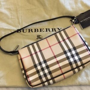 Burberry purse